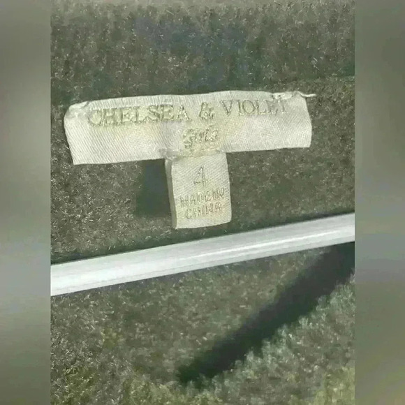 Chelsea & Violet 4 Girl Sweater - Picture 3 of 5